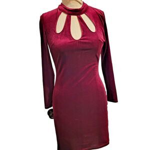 Glamorous Wine Red Velvet Keyhole Collar Dress Sz S